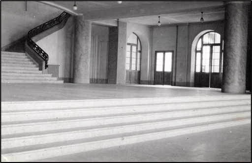 La salle des Marbres dans les années 1950.